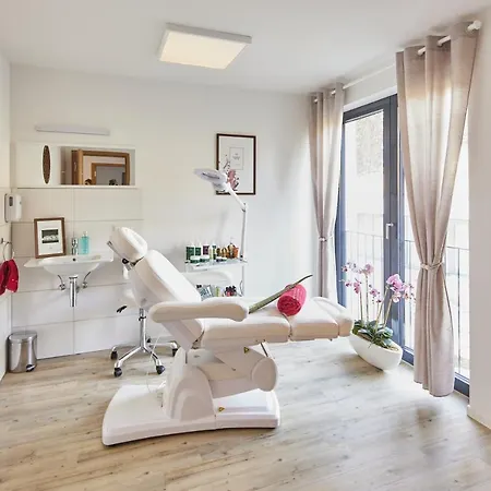 Edita 4* شايديغ