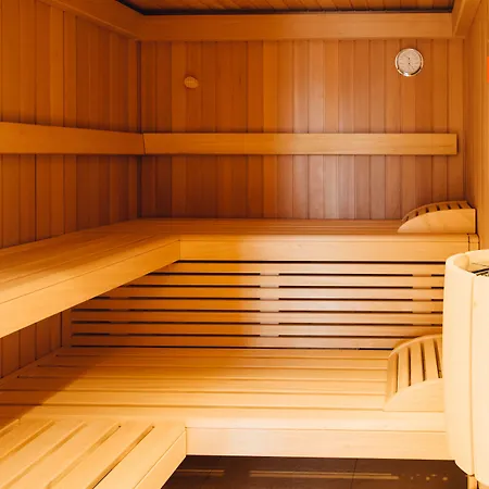 Edita فندق شايديغ