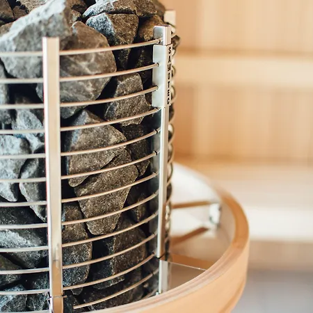 فندق Edita شايديغ