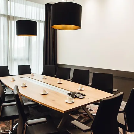 فندق Edita شايديغ